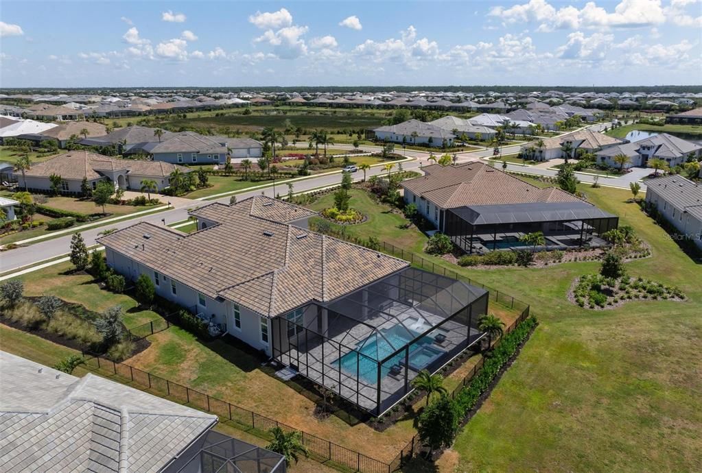 Active With Contract: $1,925,000 (5 beds, 4 baths, 3572 Square Feet)