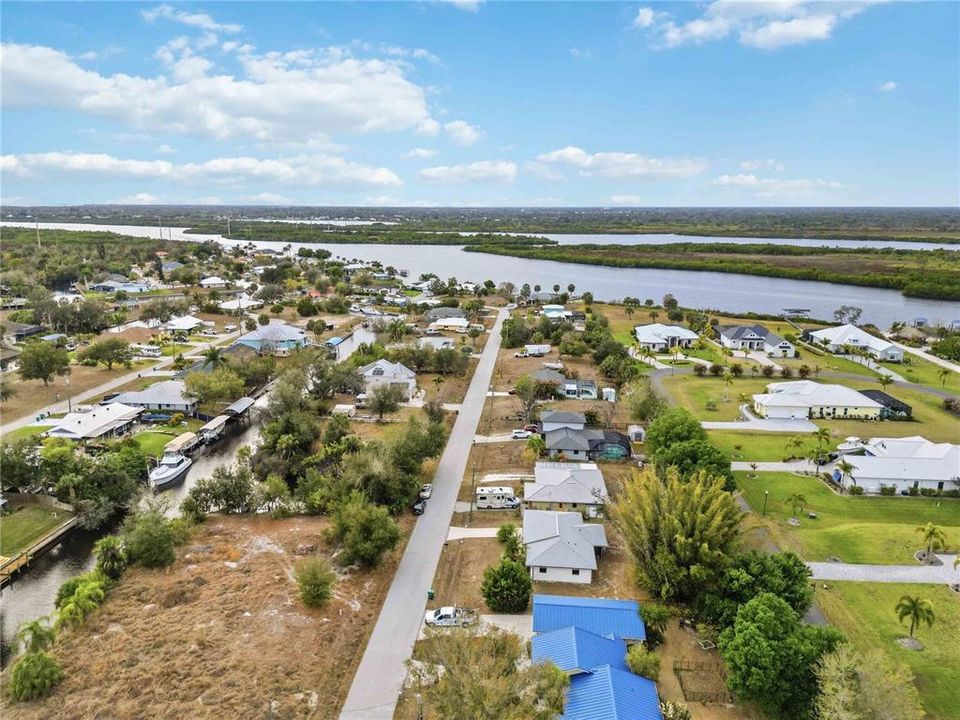 En Venta: $239,900 (2 camas, 2 baños, 1002 Pies cuadrados)