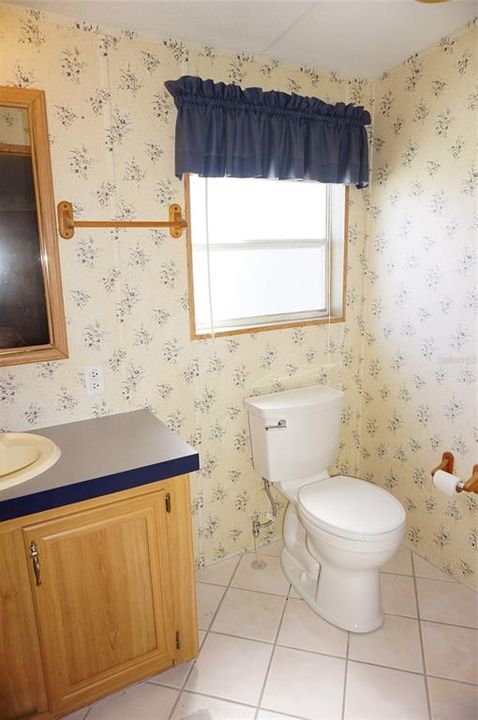 For Sale: $179,900 (2 beds, 2 baths, 1150 Square Feet)