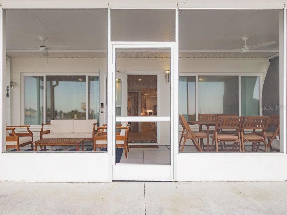 На продажу: $917,000 (2 спален, 2 ванн, 1375 Квадратных фут)