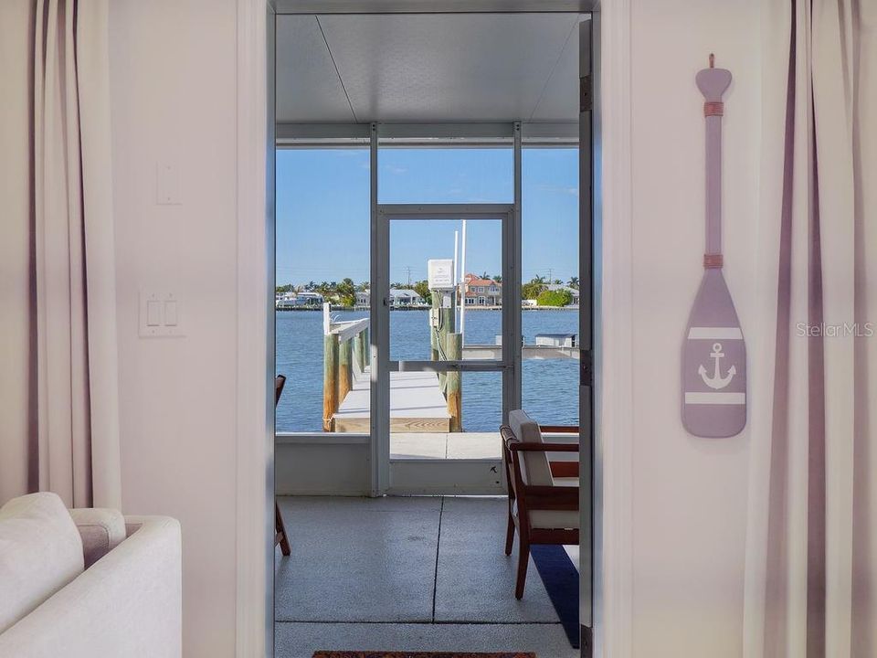 На продажу: $917,000 (2 спален, 2 ванн, 1375 Квадратных фут)