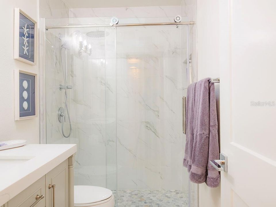 На продажу: $917,000 (2 спален, 2 ванн, 1375 Квадратных фут)