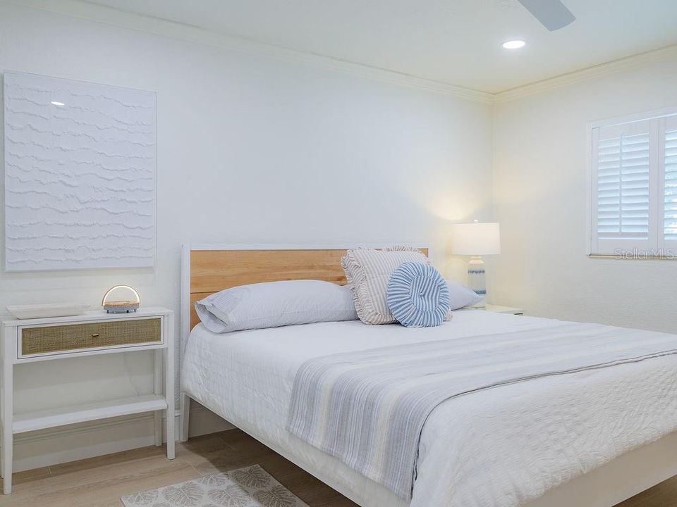 На продажу: $917,000 (2 спален, 2 ванн, 1375 Квадратных фут)