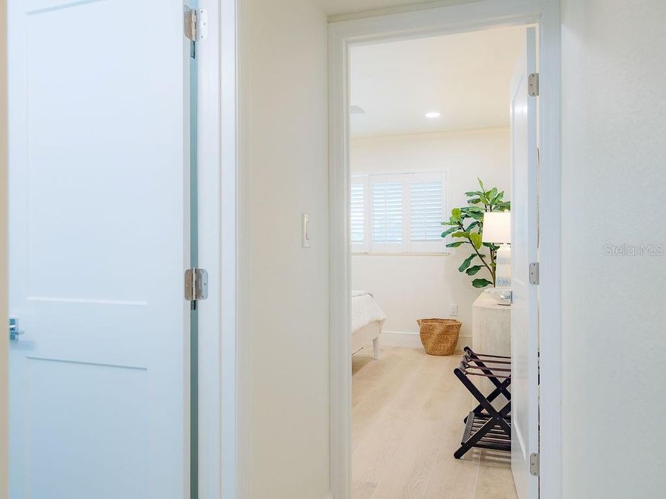 На продажу: $917,000 (2 спален, 2 ванн, 1375 Квадратных фут)