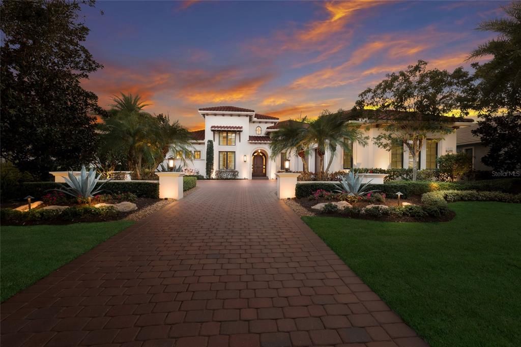 Active With Contract: $3,975,000 (4 beds, 4 baths, 4848 Square Feet)