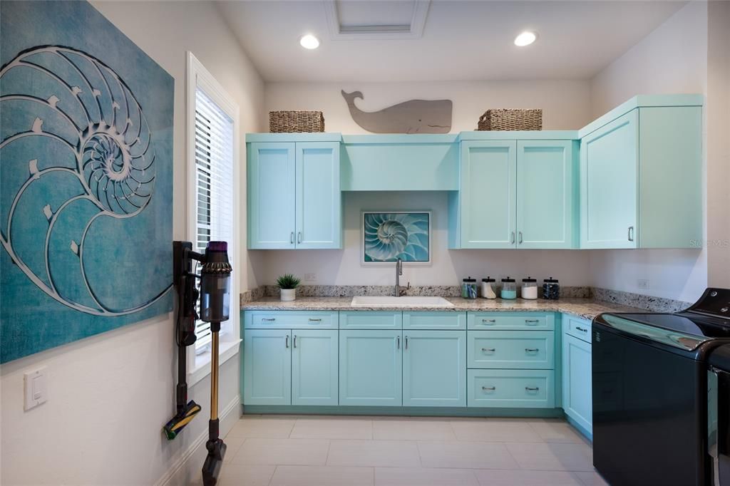Active With Contract: $3,975,000 (4 beds, 4 baths, 4848 Square Feet)