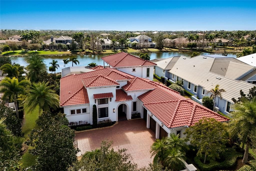 Active With Contract: $3,975,000 (4 beds, 4 baths, 4848 Square Feet)