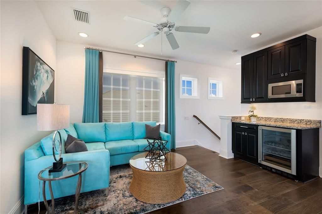 Active With Contract: $3,975,000 (4 beds, 4 baths, 4848 Square Feet)