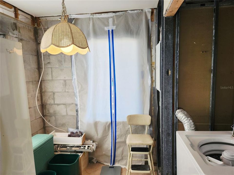 На продажу: $84,900 (2 спален, 2 ванн, 1092 Квадратных фут)