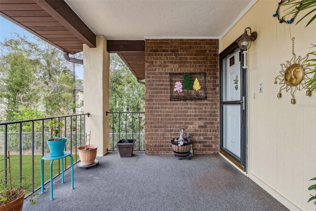 For Sale: $199,990 (2 beds, 2 baths, 1288 Square Feet)