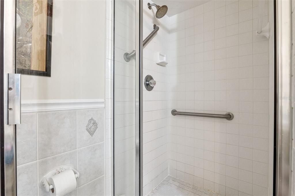 For Sale: $199,990 (2 beds, 2 baths, 1288 Square Feet)