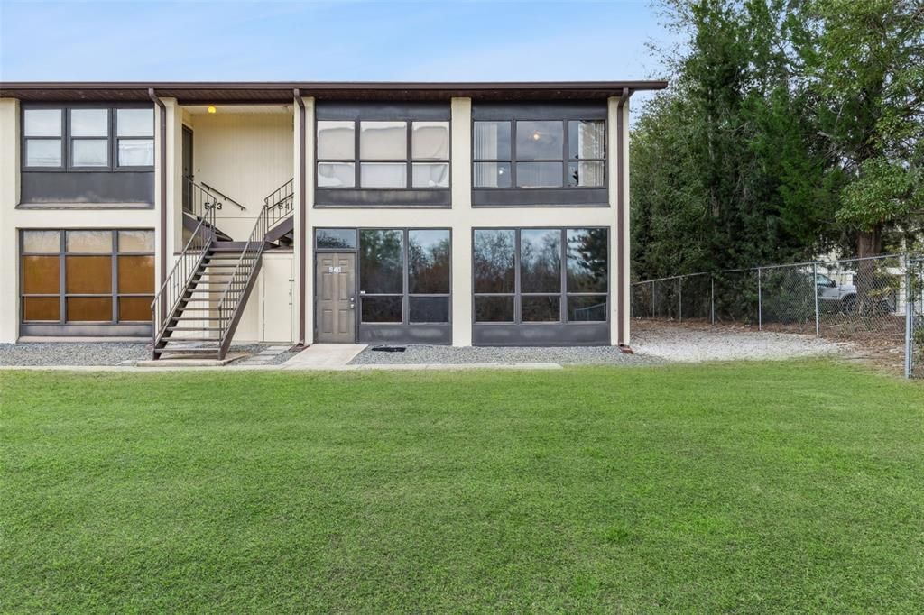 For Sale: $199,990 (2 beds, 2 baths, 1288 Square Feet)