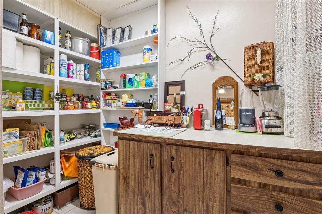 For Sale: $199,990 (2 beds, 2 baths, 1288 Square Feet)