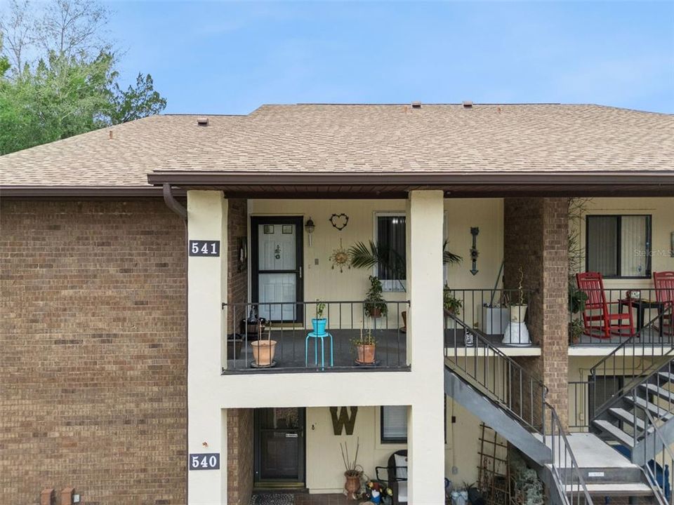 For Sale: $199,990 (2 beds, 2 baths, 1288 Square Feet)