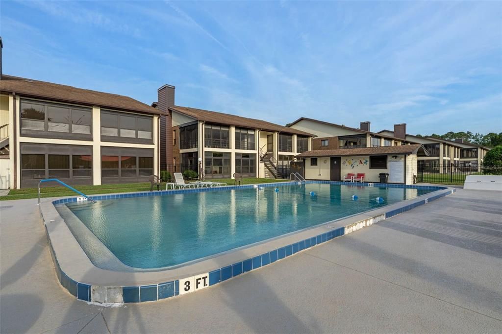 For Sale: $199,990 (2 beds, 2 baths, 1288 Square Feet)