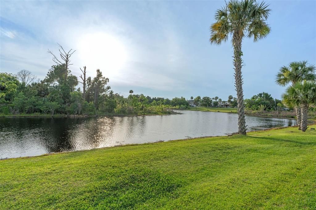 For Sale: $199,990 (2 beds, 2 baths, 1288 Square Feet)