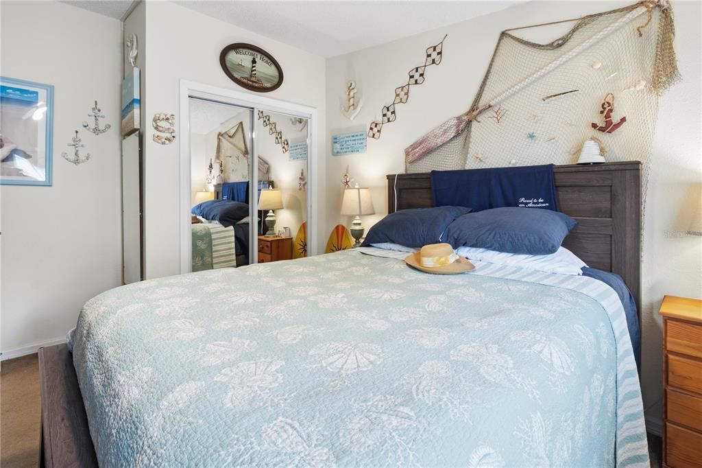 Activo con contrato: $219,000 (3 camas, 2 baños, 1930 Pies cuadrados)