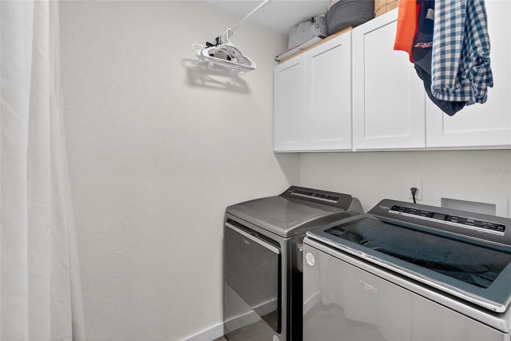 Activo con contrato: $309,000 (3 camas, 2 baños, 1595 Pies cuadrados)