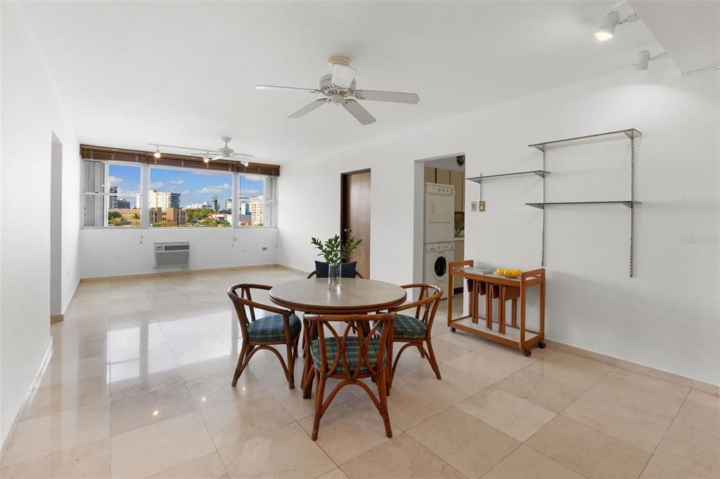 For Sale: $685,000 (3 beds, 3 baths, 1458 Square Feet)