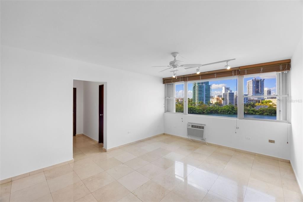 For Sale: $685,000 (3 beds, 3 baths, 1458 Square Feet)