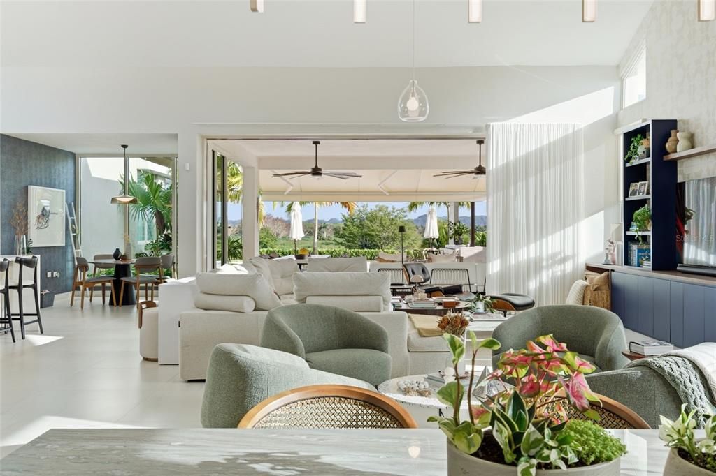 En Venta: $4,200,000 (4 camas, 4 baños, 5100 Pies cuadrados)