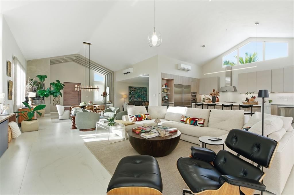 En Venta: $4,200,000 (4 camas, 4 baños, 5100 Pies cuadrados)
