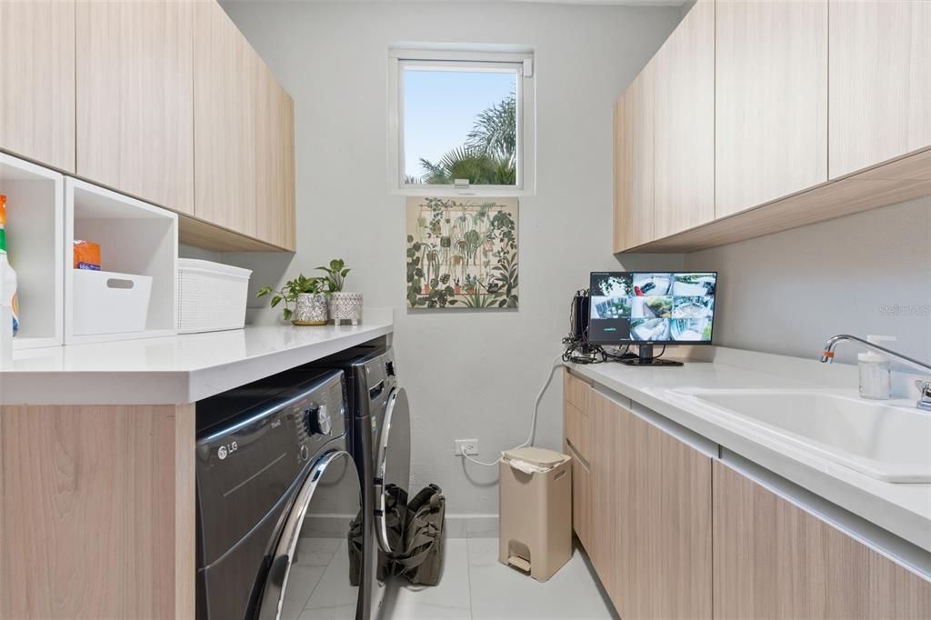 En Venta: $4,200,000 (4 camas, 4 baños, 5100 Pies cuadrados)
