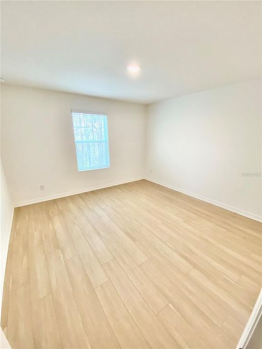 В аренду: $2,300 (3 спален, 2 ванн, 2117 Квадратных фут)