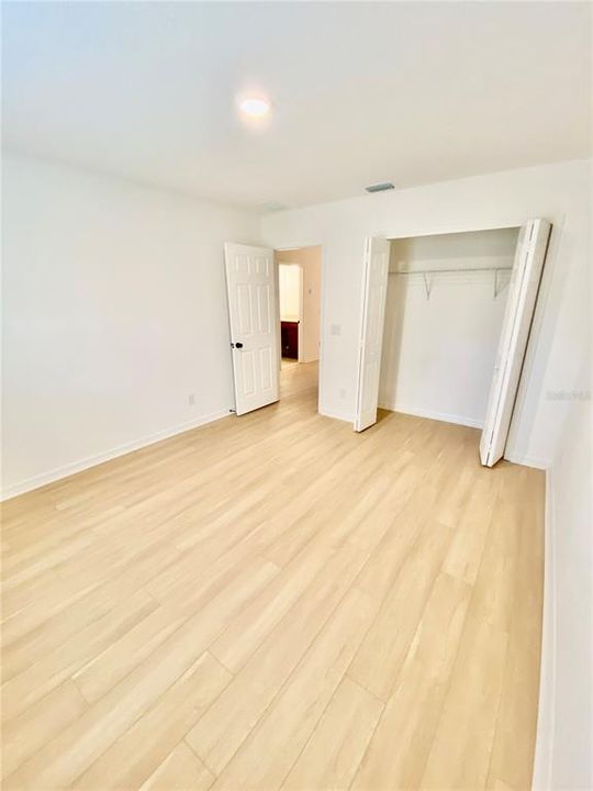 В аренду: $2,300 (3 спален, 2 ванн, 2117 Квадратных фут)