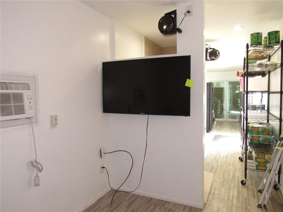 En Venta: $549,000 (4 camas, 3 baños, 2960 Pies cuadrados)