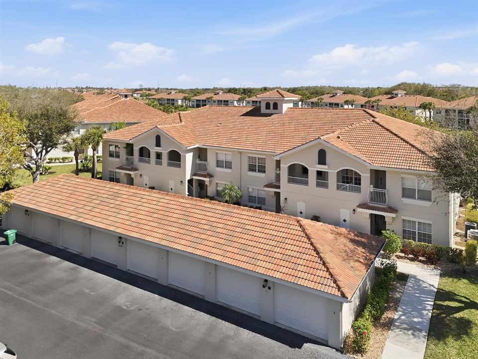 En Venta: $340,000 (2 camas, 2 baños, 1246 Pies cuadrados)