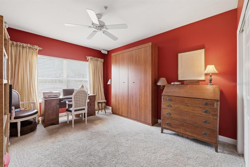 En Venta: $340,000 (2 camas, 2 baños, 1246 Pies cuadrados)