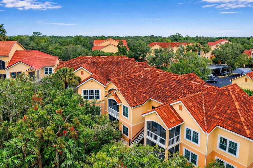 Activo con contrato: $219,900 (2 camas, 2 baños, 1089 Pies cuadrados)