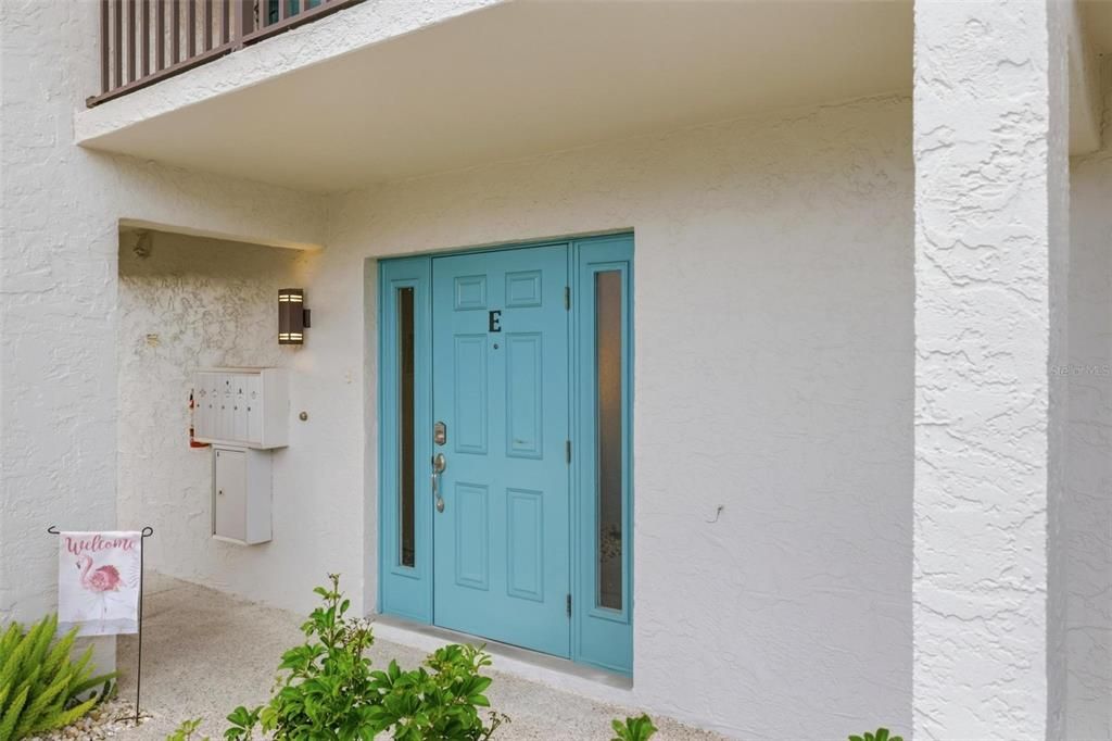 待售: $299,900 (2 贝兹, 2 浴室, 1350 平方英尺)