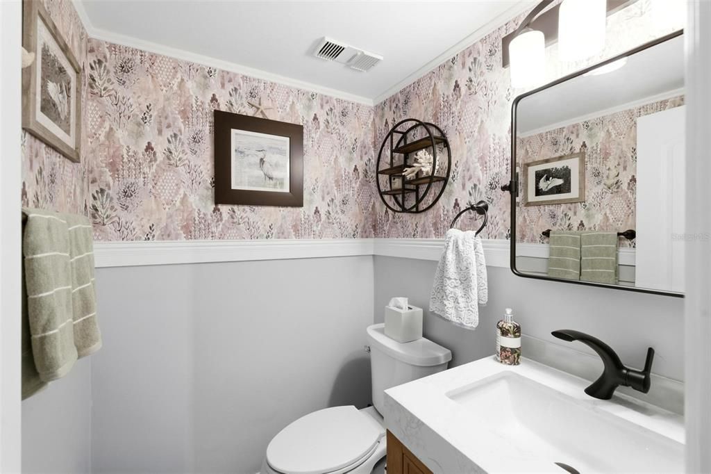 待售: $299,900 (2 贝兹, 2 浴室, 1350 平方英尺)