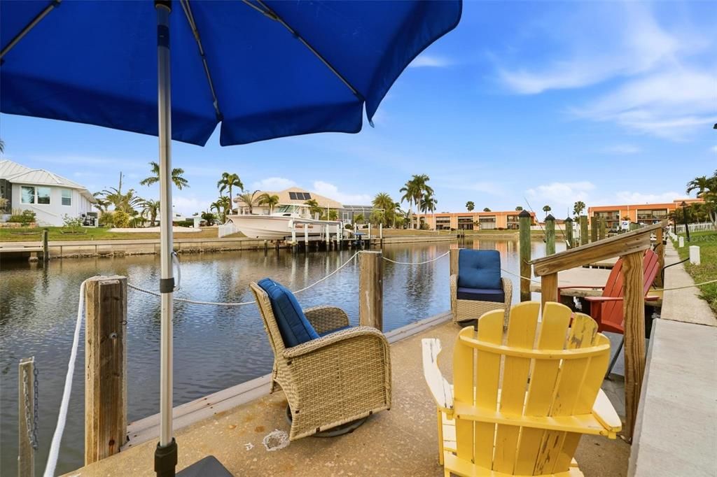 待售: $299,900 (2 贝兹, 2 浴室, 1350 平方英尺)