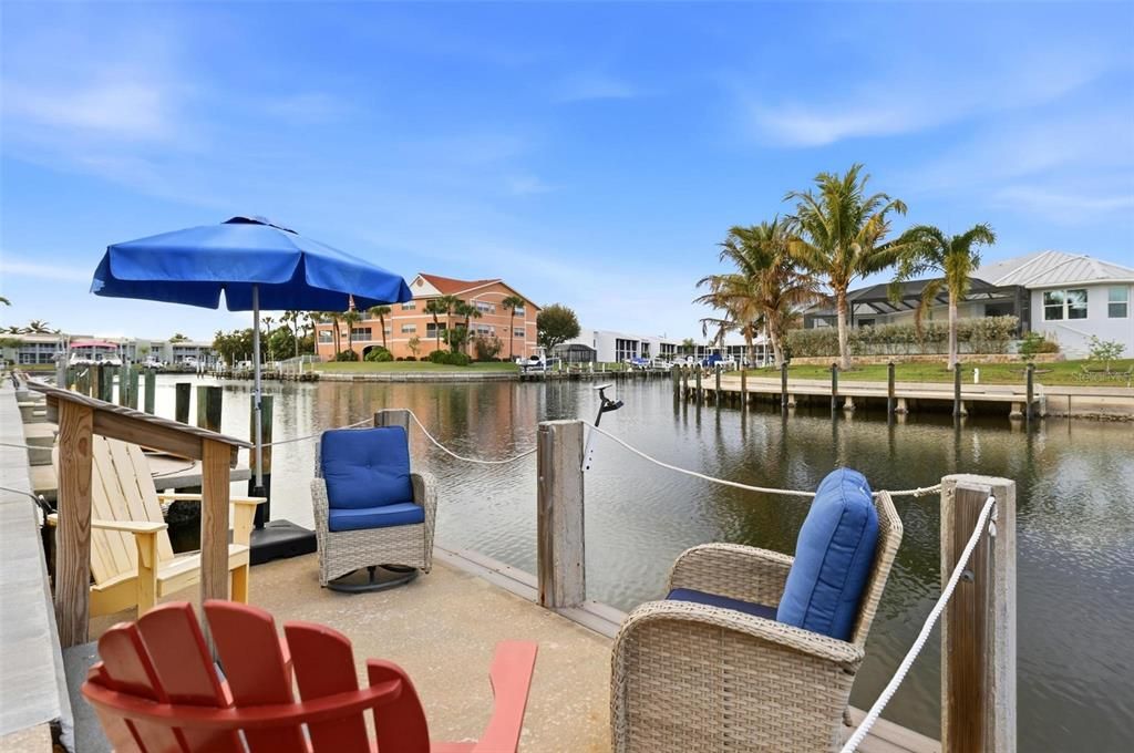 待售: $299,900 (2 贝兹, 2 浴室, 1350 平方英尺)