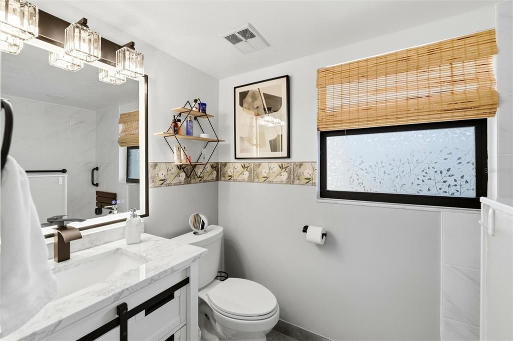 待售: $299,900 (2 贝兹, 2 浴室, 1350 平方英尺)