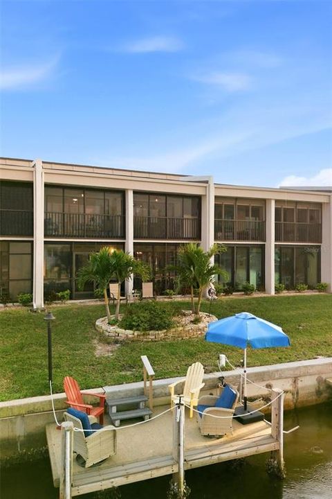 待售: $299,900 (2 贝兹, 2 浴室, 1350 平方英尺)