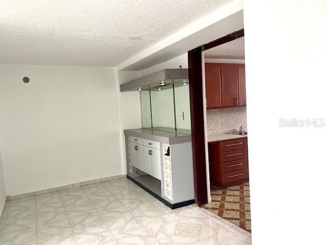 На продажу: $535,000 (2 спален, 2 ванн, 1088 Квадратных фут)