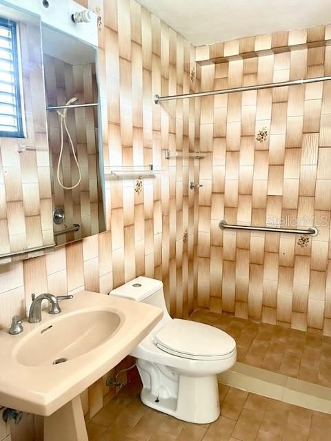 На продажу: $535,000 (2 спален, 2 ванн, 1088 Квадратных фут)