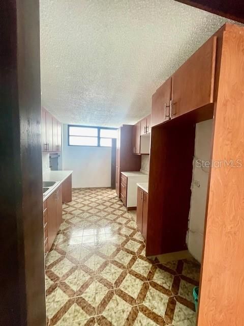 На продажу: $535,000 (2 спален, 2 ванн, 1088 Квадратных фут)