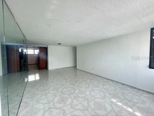 На продажу: $535,000 (2 спален, 2 ванн, 1088 Квадратных фут)