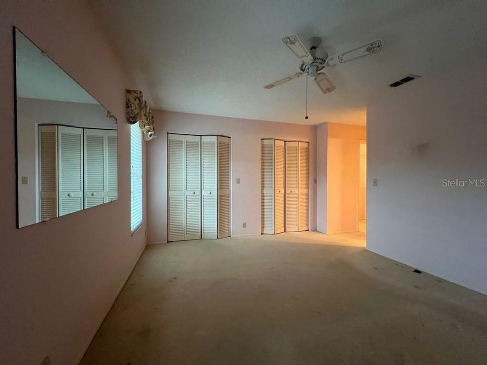 На продажу: $239,000 (2 спален, 2 ванн, 1431 Квадратных фут)