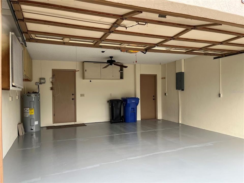 На продажу: $239,000 (2 спален, 2 ванн, 1431 Квадратных фут)