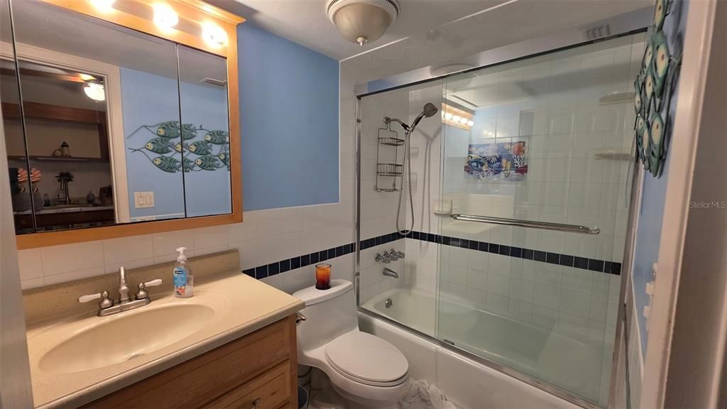 В аренду: $1,900 (1 спален, 1 ванн, 600 Квадратных фут)
