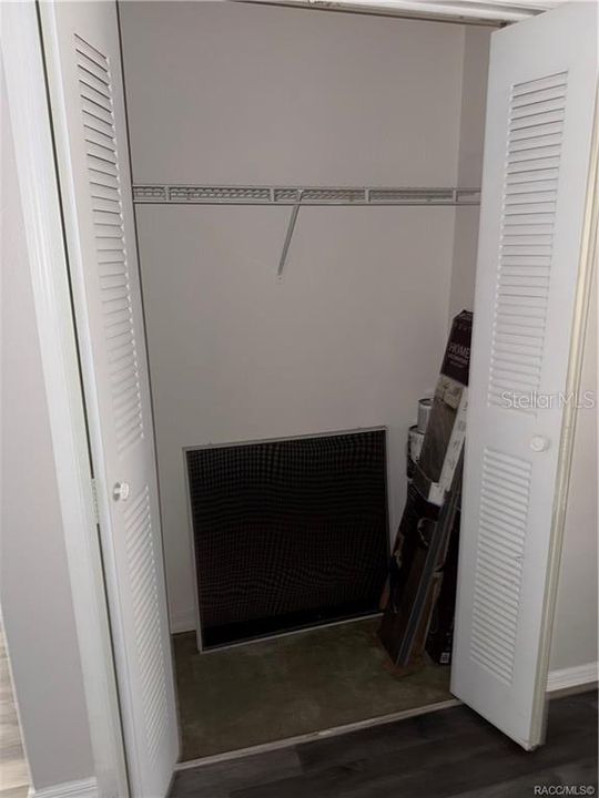 待售: $140,000 (2 贝兹, 2 浴室, 852 平方英尺)