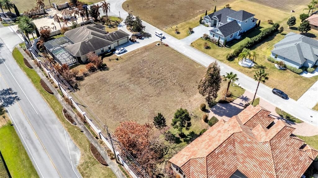 На продажу: $105,000 (0.45 acres)