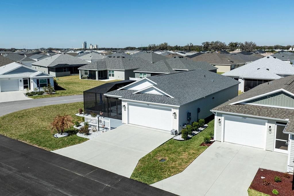 Activo con contrato: $319,999 (2 camas, 2 baños, 1209 Pies cuadrados)
