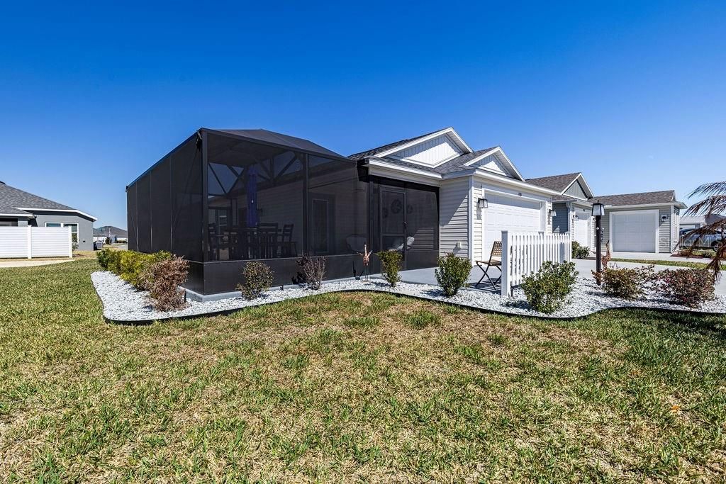 Activo con contrato: $319,999 (2 camas, 2 baños, 1209 Pies cuadrados)